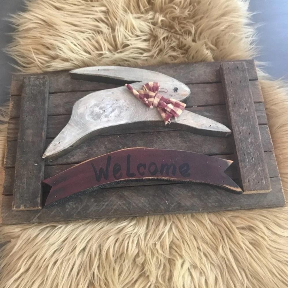 Easter Primitive